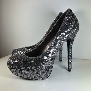 Bakers Melina Sequin Platform Heels Women’s Size 8
